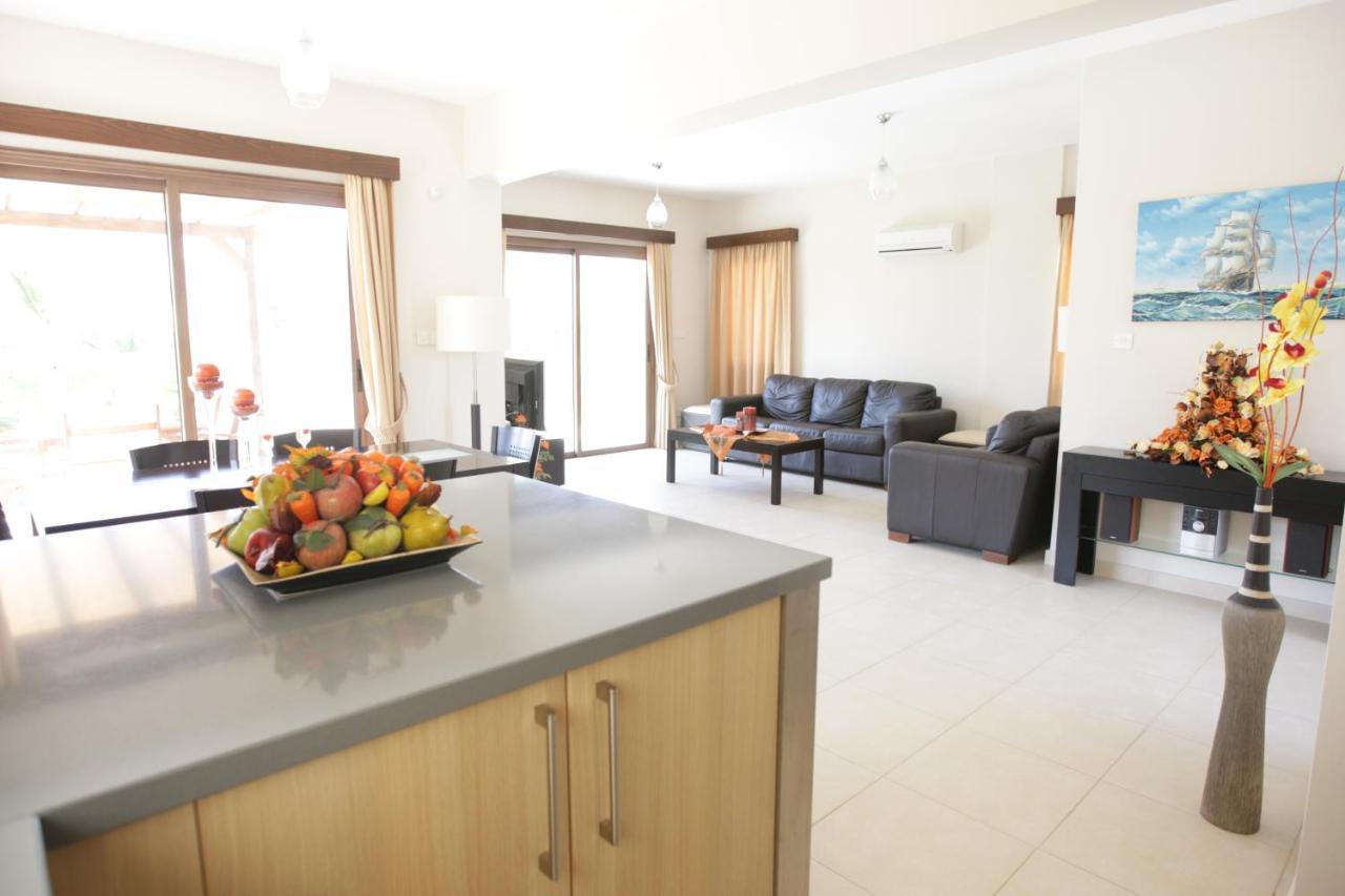 Holidays Villas Pissouri Exterior photo