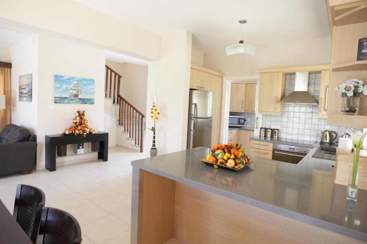 Holidays Villas Pissouri Exterior photo