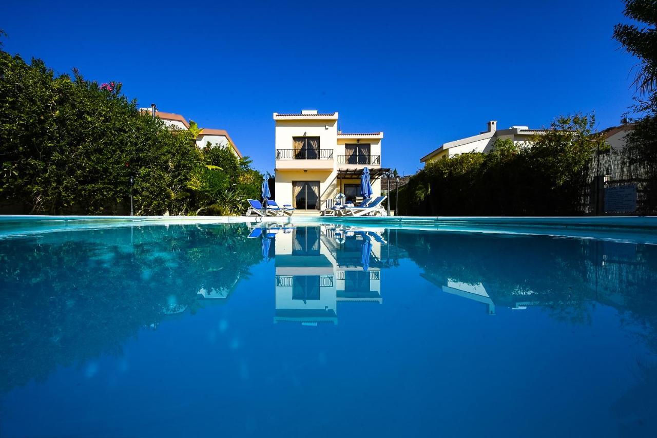 Holidays Villas Pissouri Exterior photo