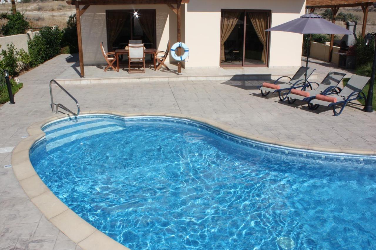 Holidays Villas Pissouri Exterior photo