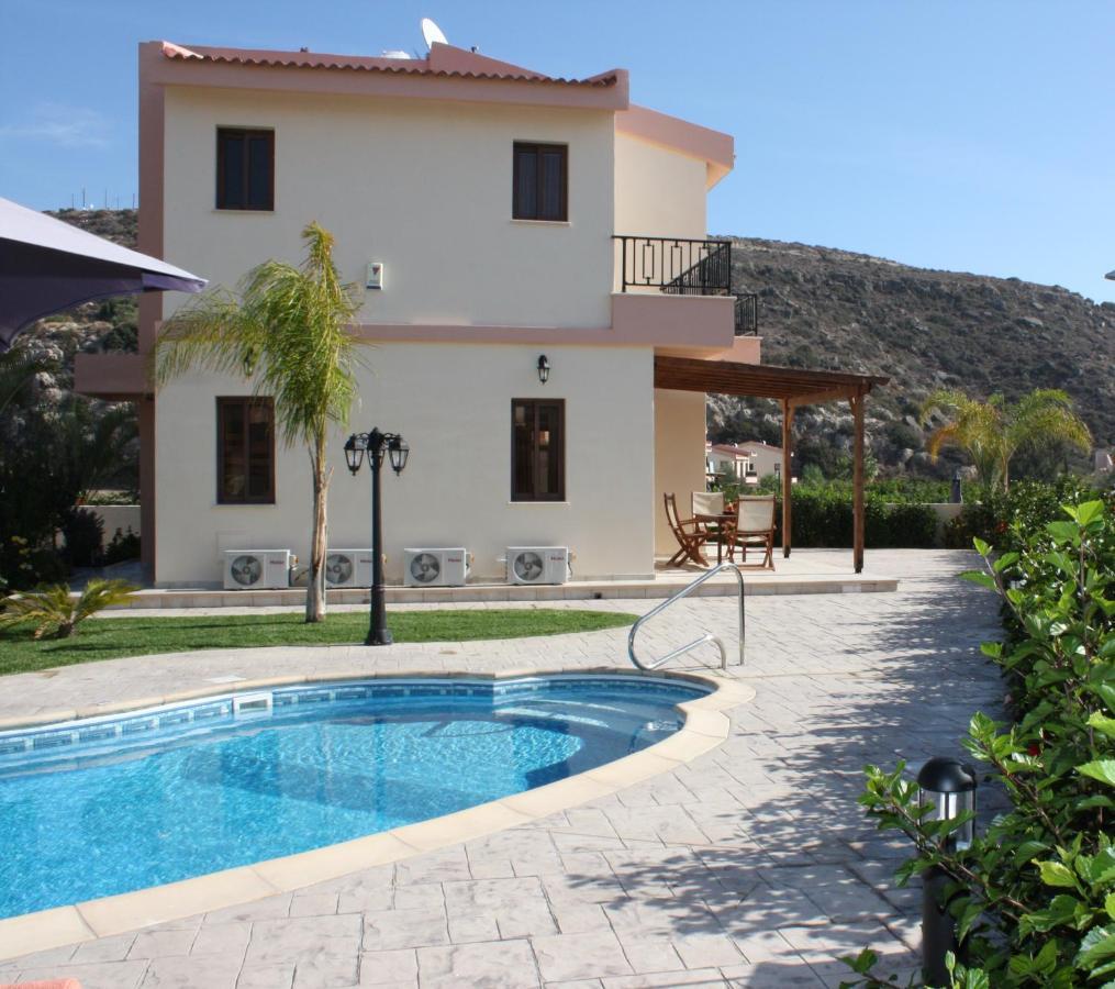 Holidays Villas Pissouri Exterior photo